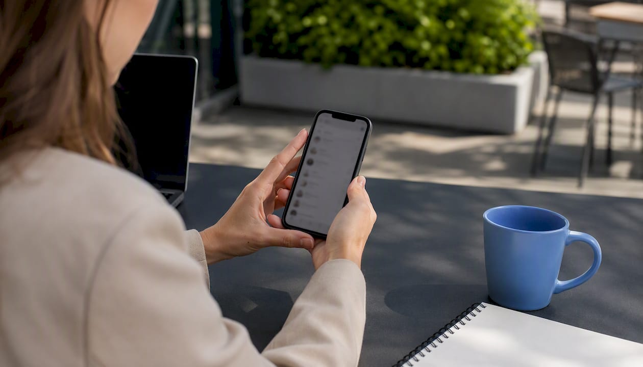 Hands scrolling contacts for independent references